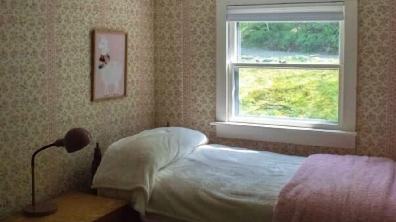 Photo of Bedroom in Sunapee