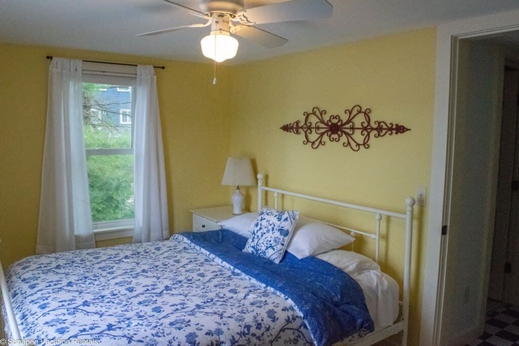 Photo of Bedroom in Sunapee