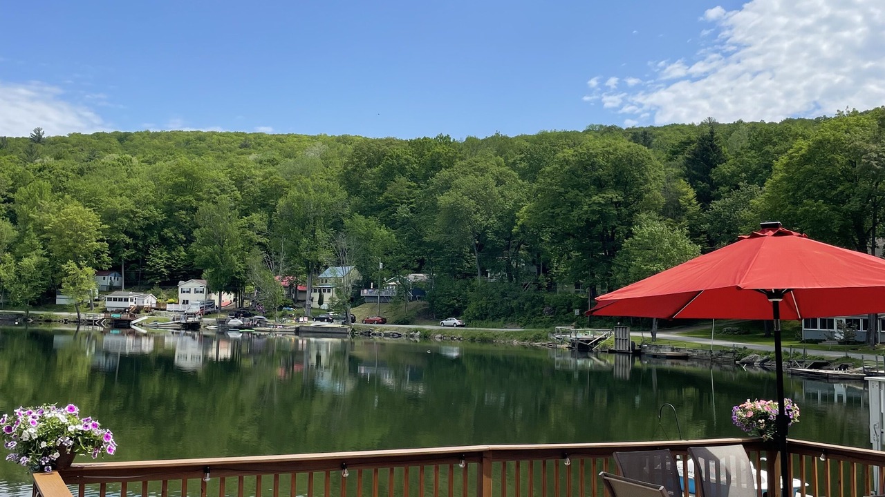 Photo of Outdoor in Hancock