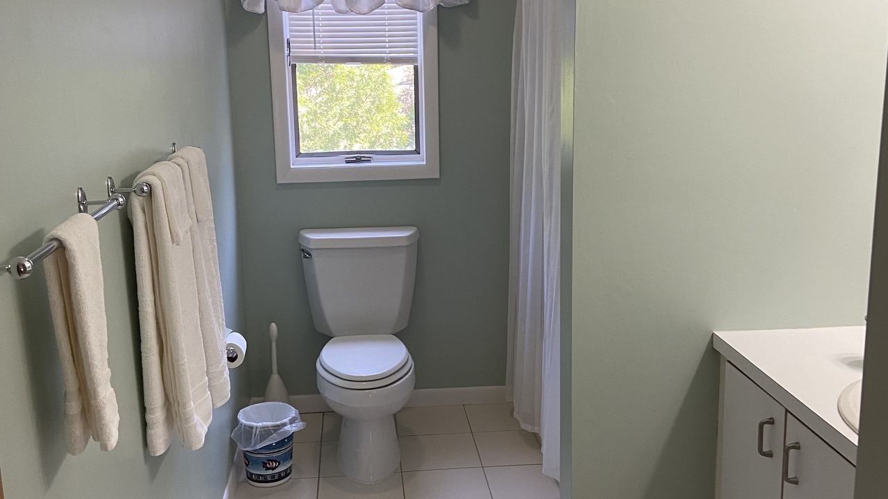 Photo of Bathroom in Culloden Shores