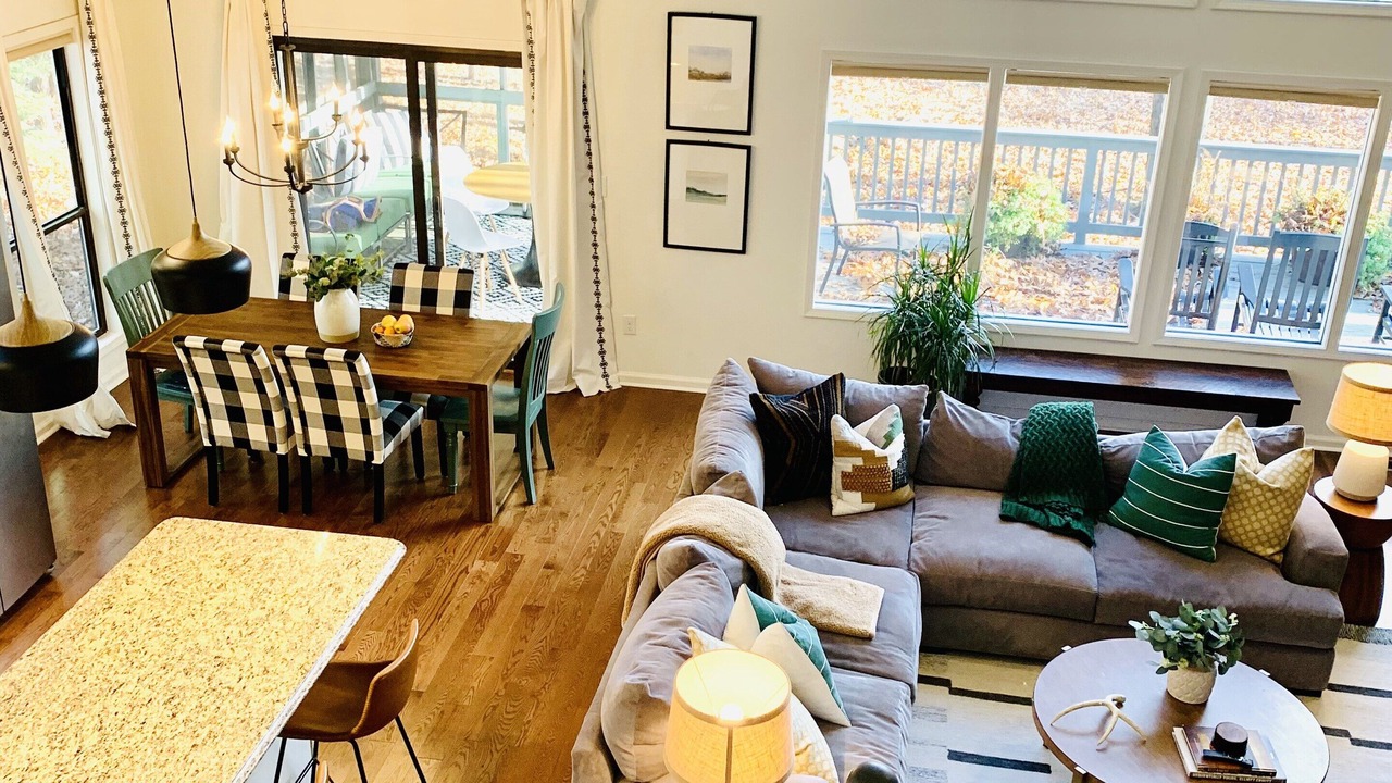 Photo of Livingroom in The Woods