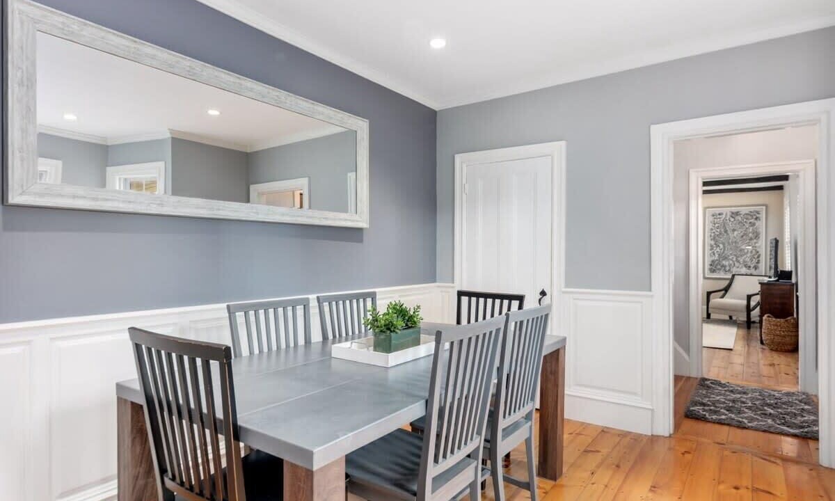 Photo of Livingroom in Newburyport