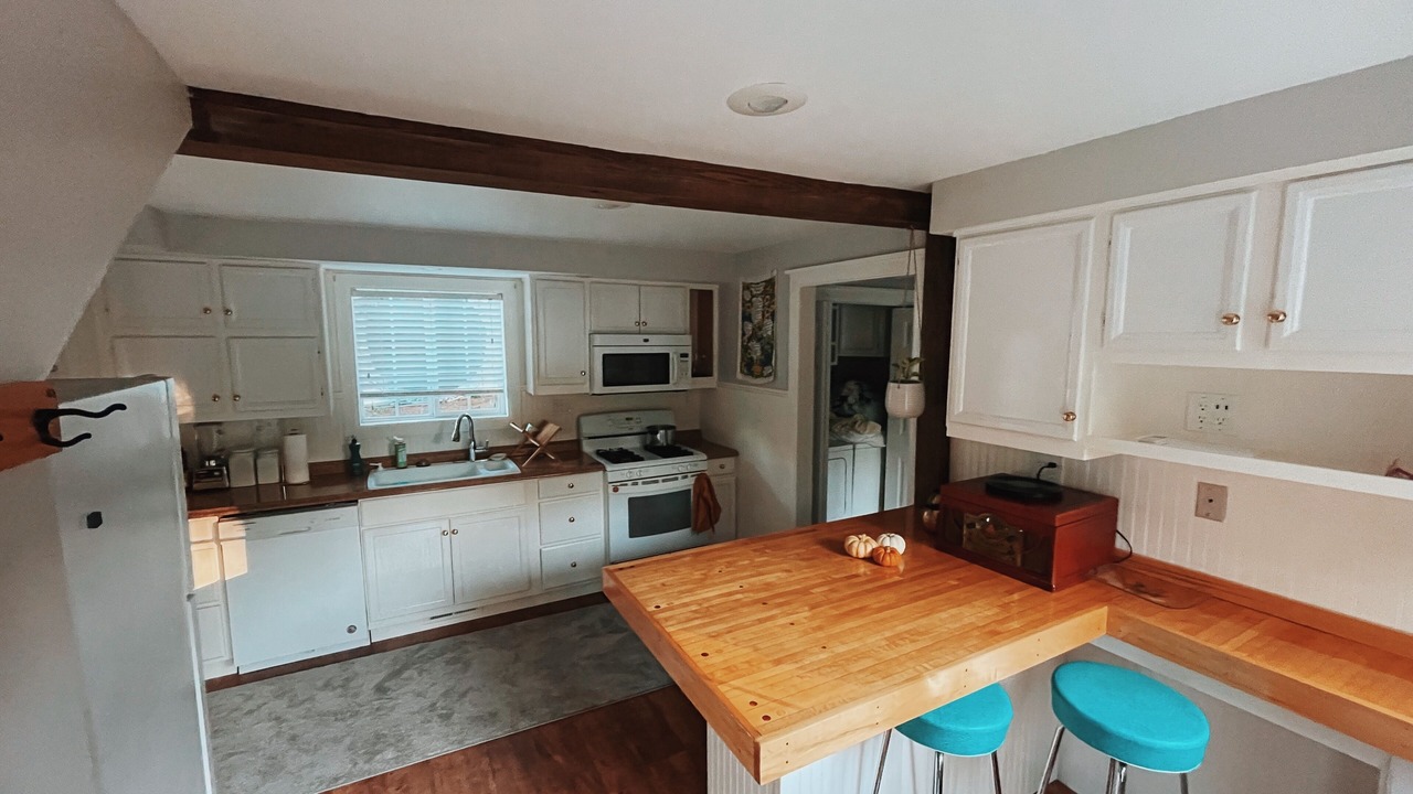 Photo of Kitchen in Sea Breeze