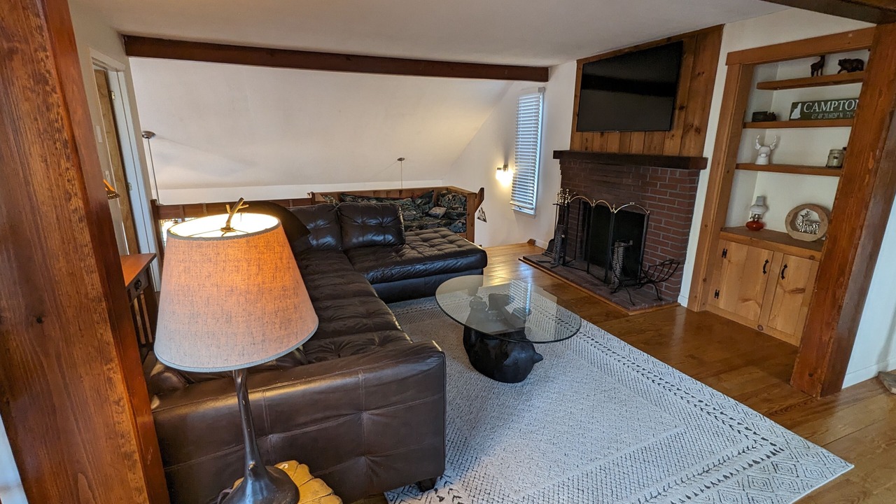 Photo of Livingroom in Campton