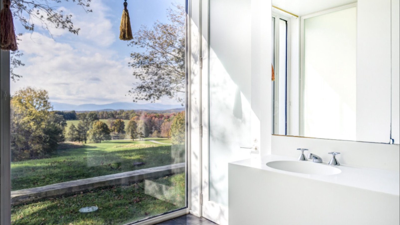 Photo of Bathroom in Hollowville