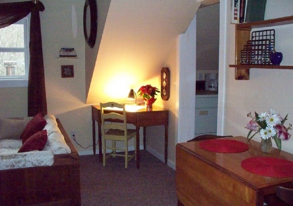 Photo of Livingroom in Moretown