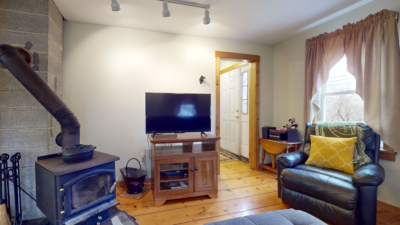 Photo of Livingroom in Mount Holly