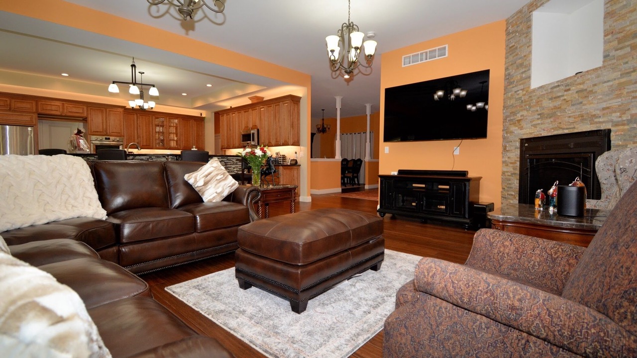 Photo of Livingroom in Saratoga Springs