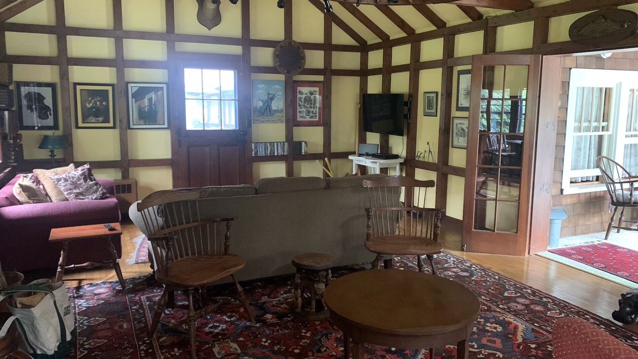 Photo of Livingroom in Keene