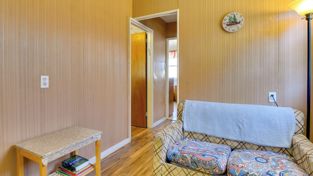 Photo of Livingroom in Ellenville