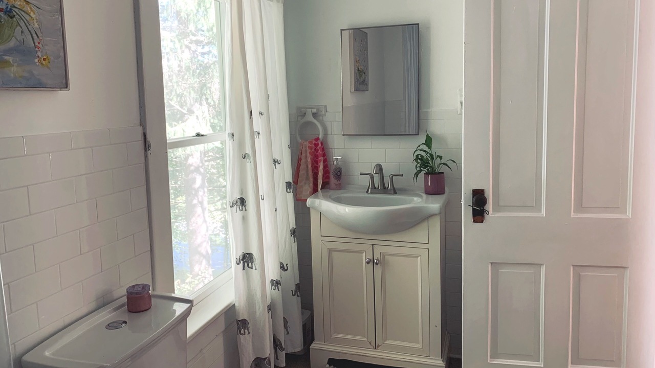 Photo of Bathroom in New Kingston