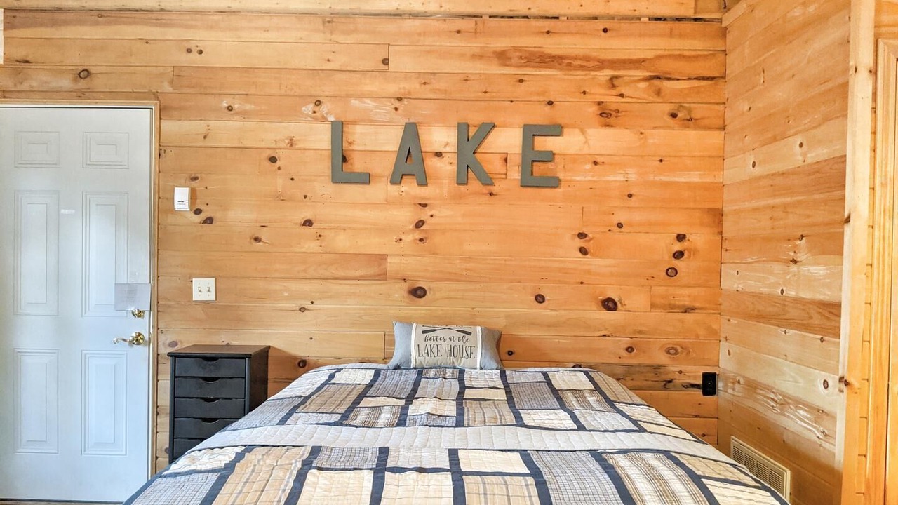Photo of Bedroom in Lochmere