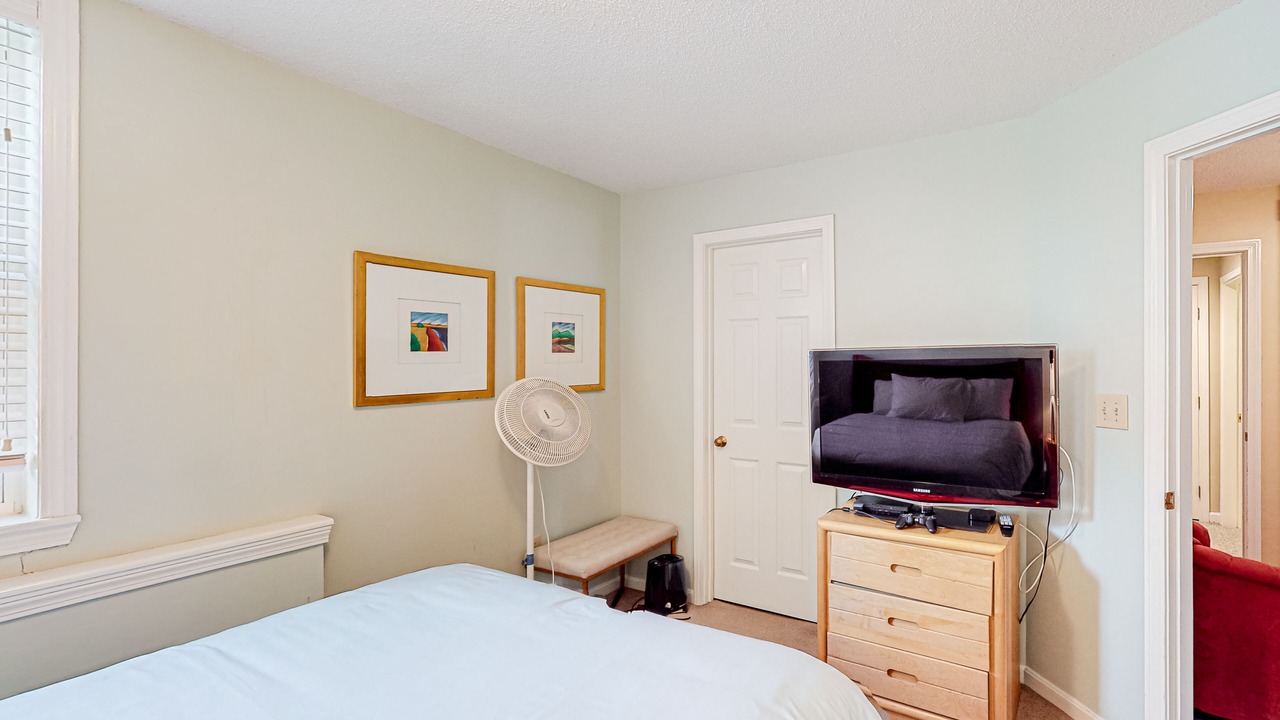 Photo of Bedroom in Ludlow