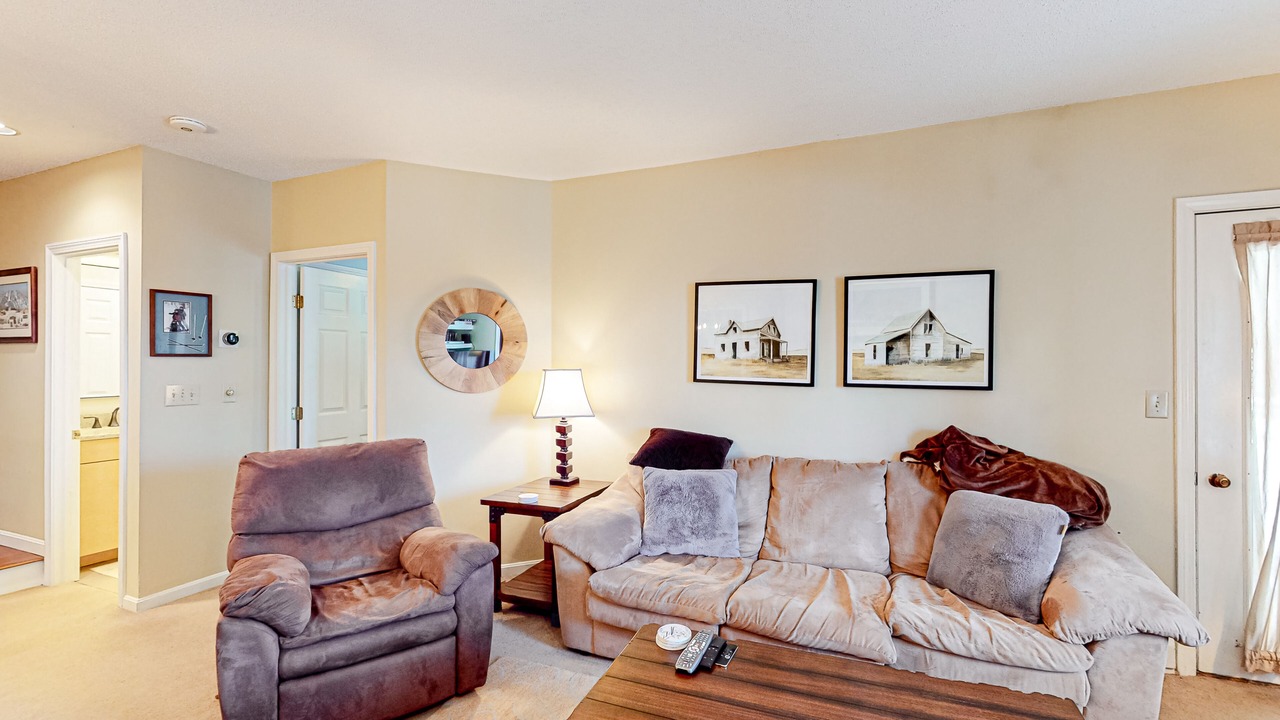 Photo of Livingroom in Ludlow