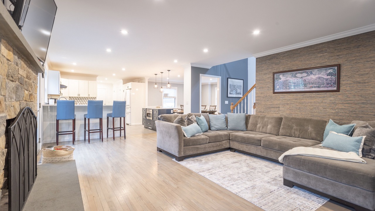 Photo of Livingroom in East Hampton North
