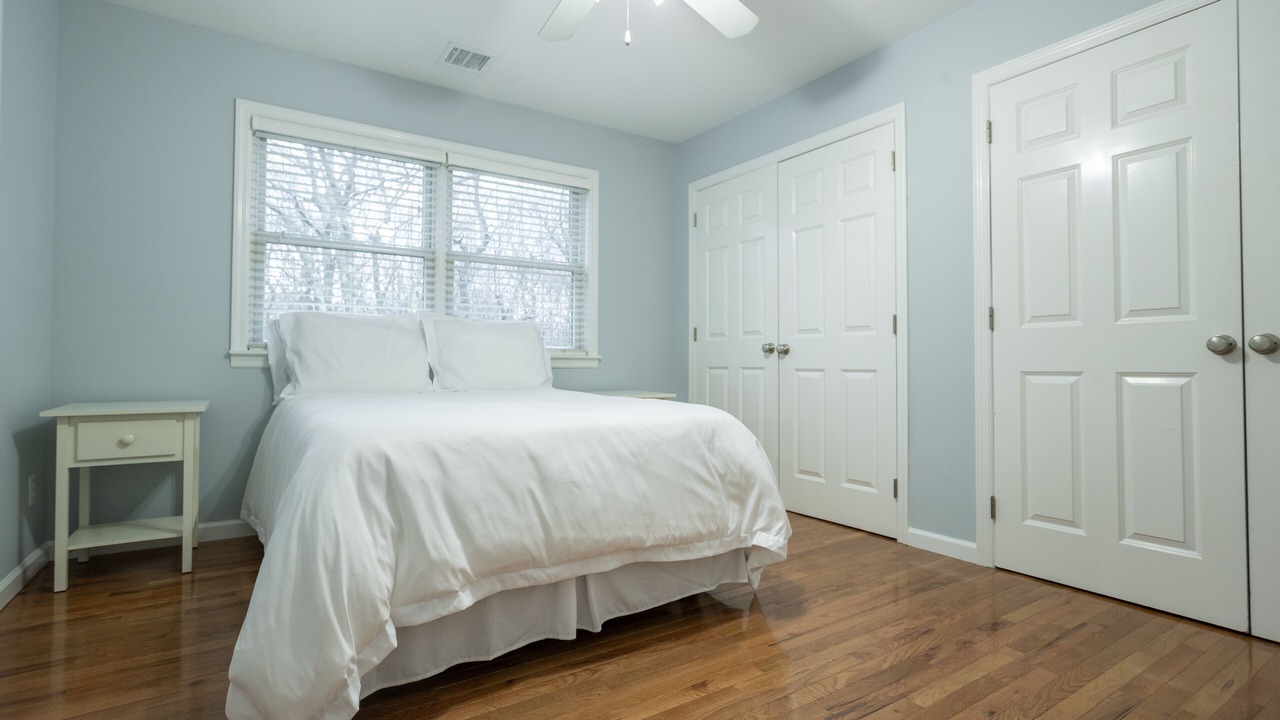 Photo of Bedroom in East Hampton North