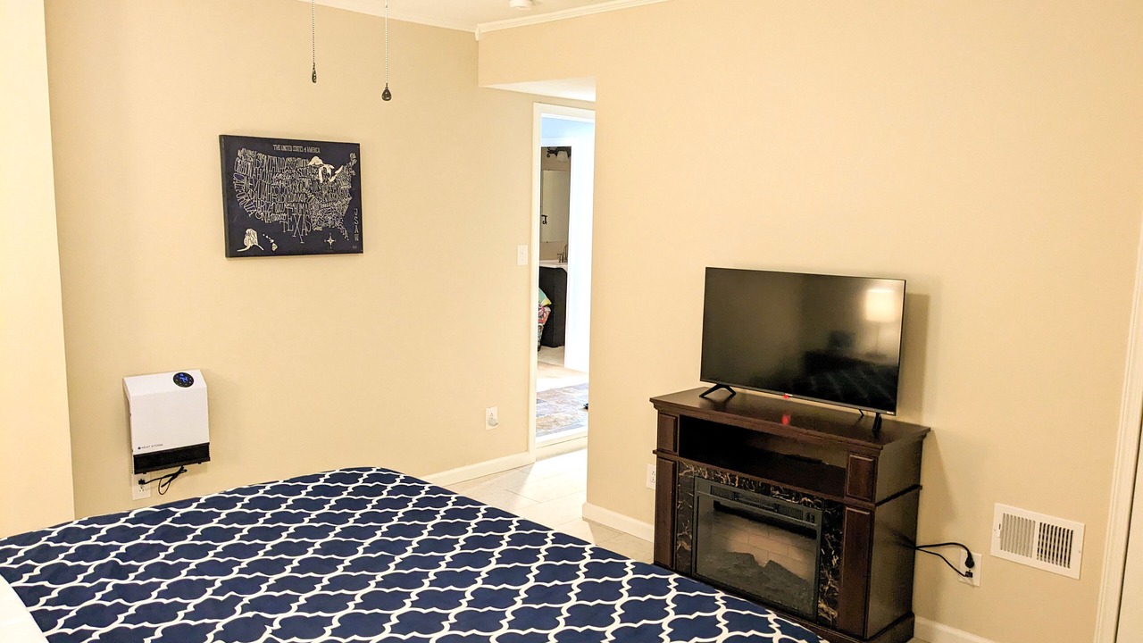 Photo of Bedroom in Oakland