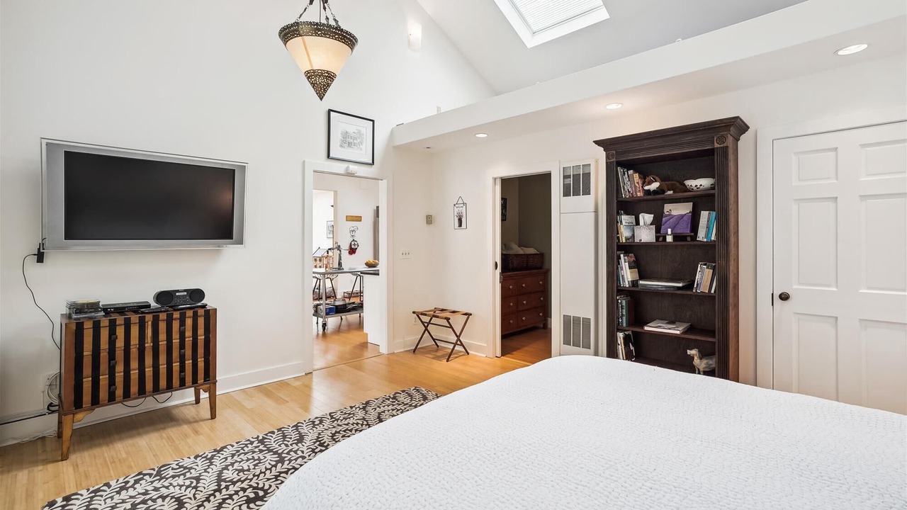 Photo of Bedroom in Middleburg