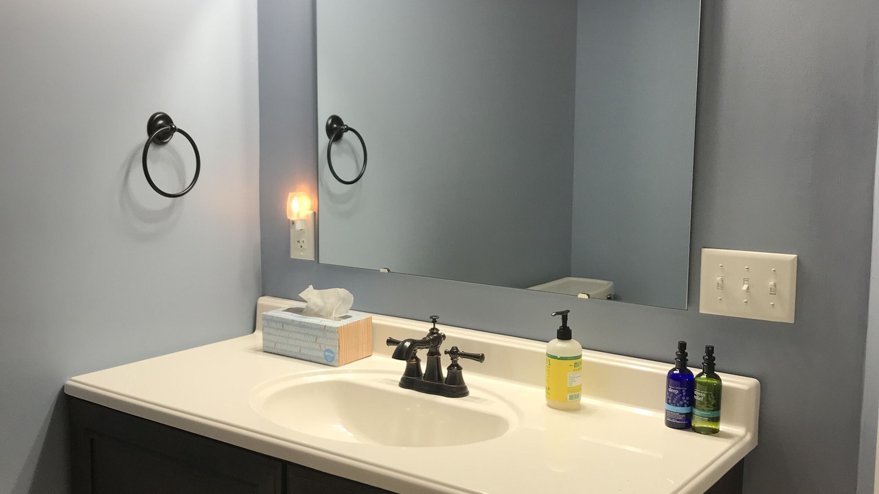 Photo of Bathroom in Smyrna