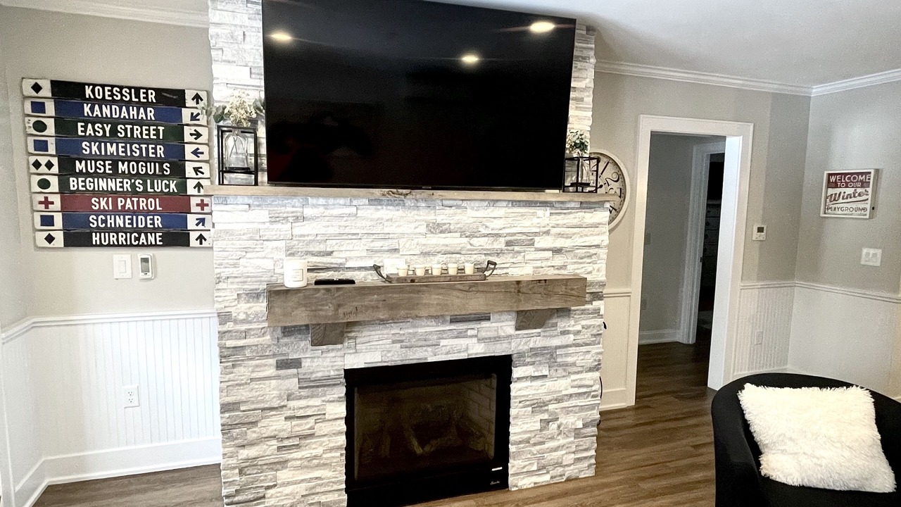 Photo of Livingroom in North Conway