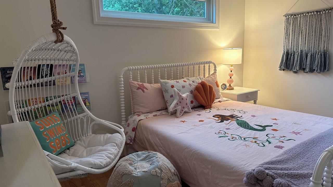 Photo of Bedroom in East Marion