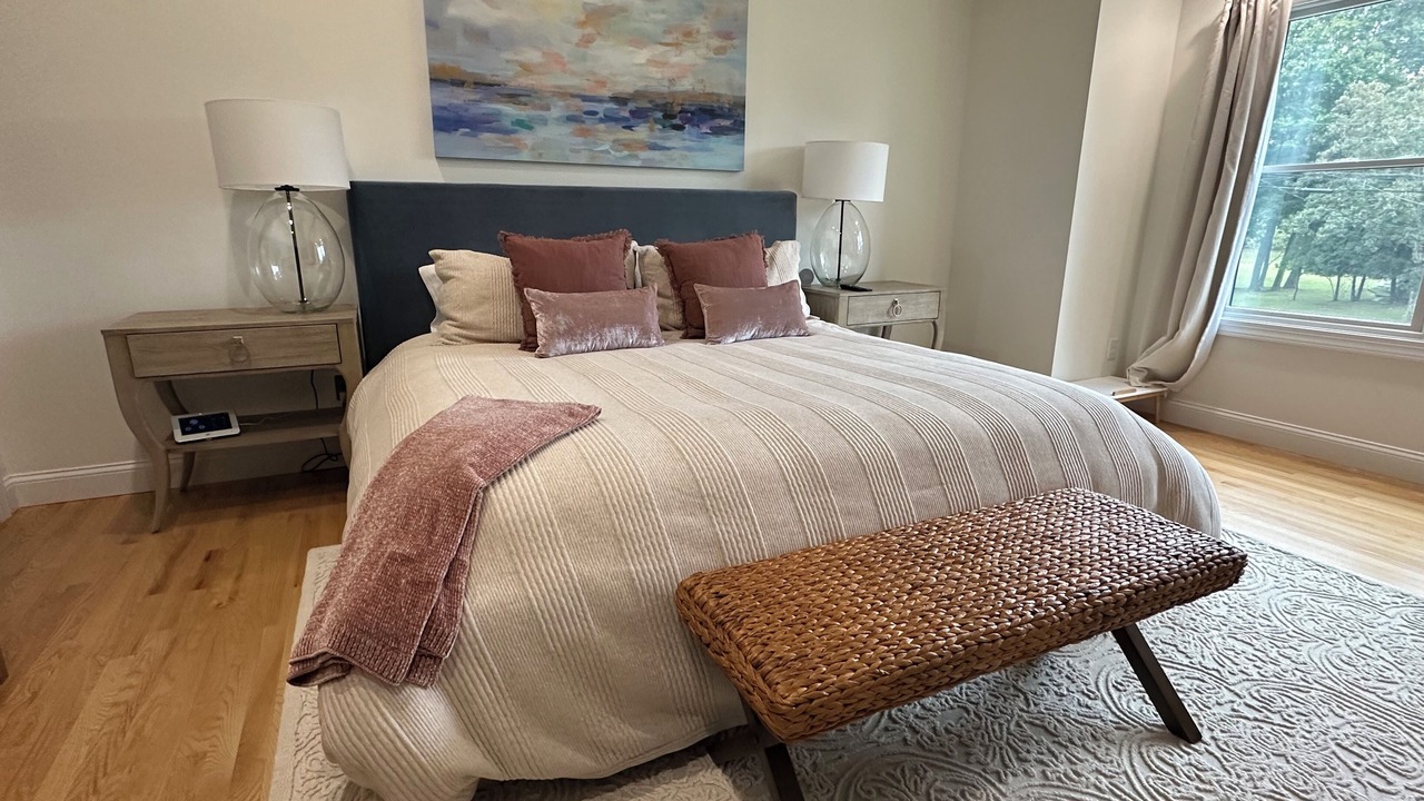Photo of Bedroom in East Marion