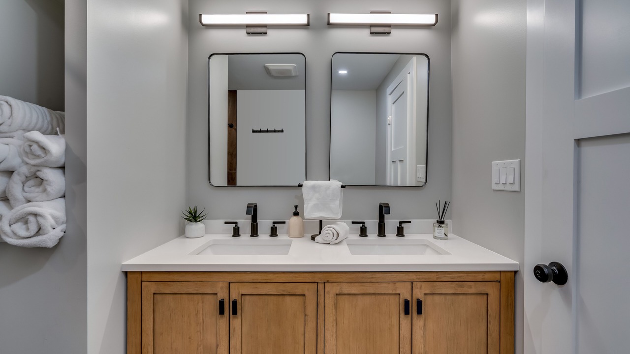Photo of Bathroom in Glenfield