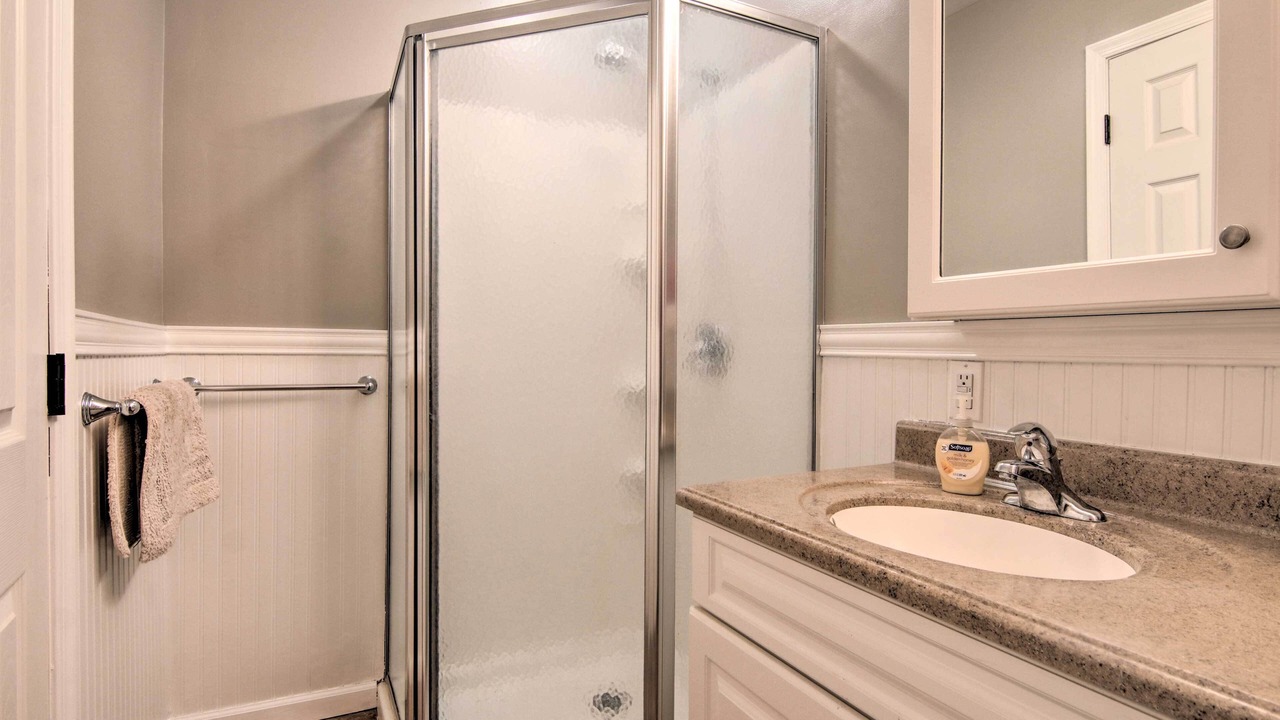 Photo of Bathroom in Caine Woods