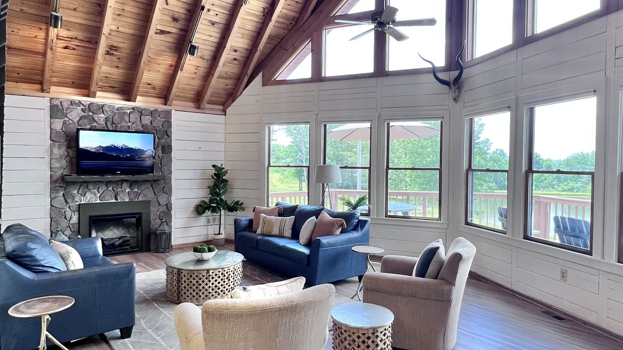Photo of Livingroom in Springwater