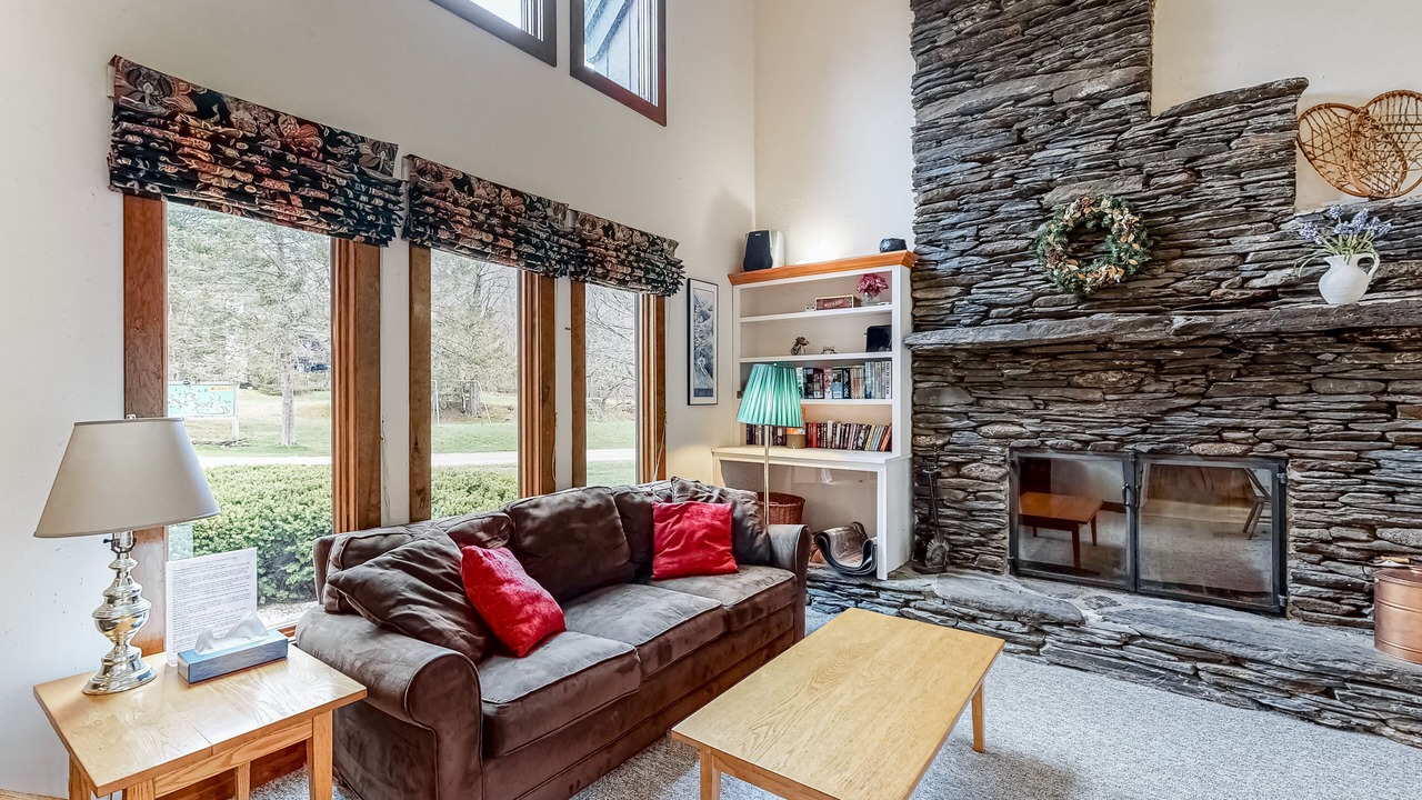 Photo of Livingroom in Waitsfield