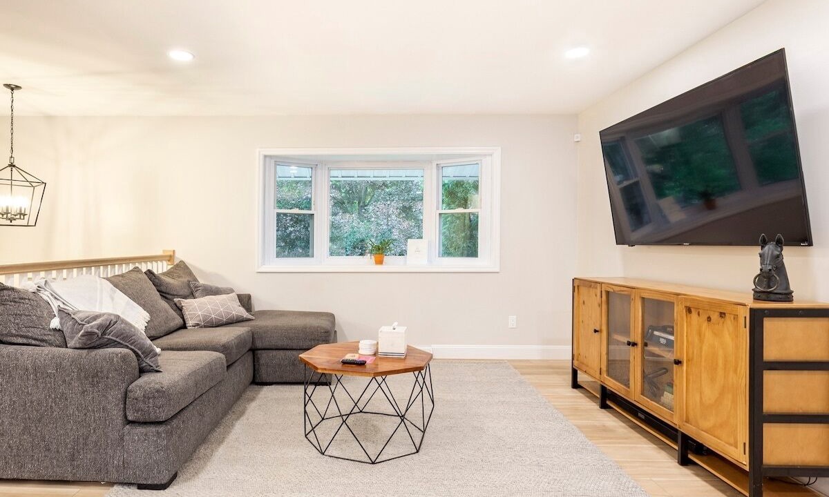 Photo of Livingroom in Geyser Crest