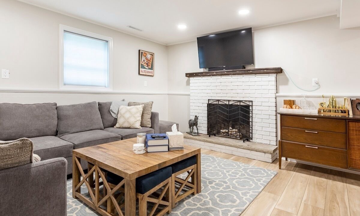 Photo of Livingroom in Geyser Crest
