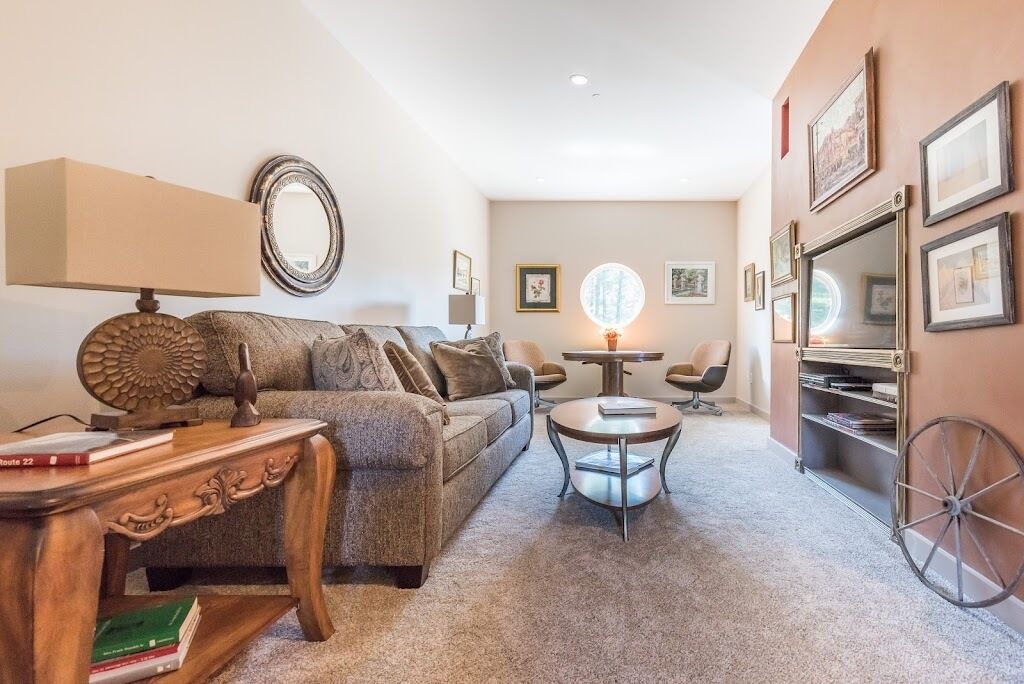 Photo of Livingroom in Chatham