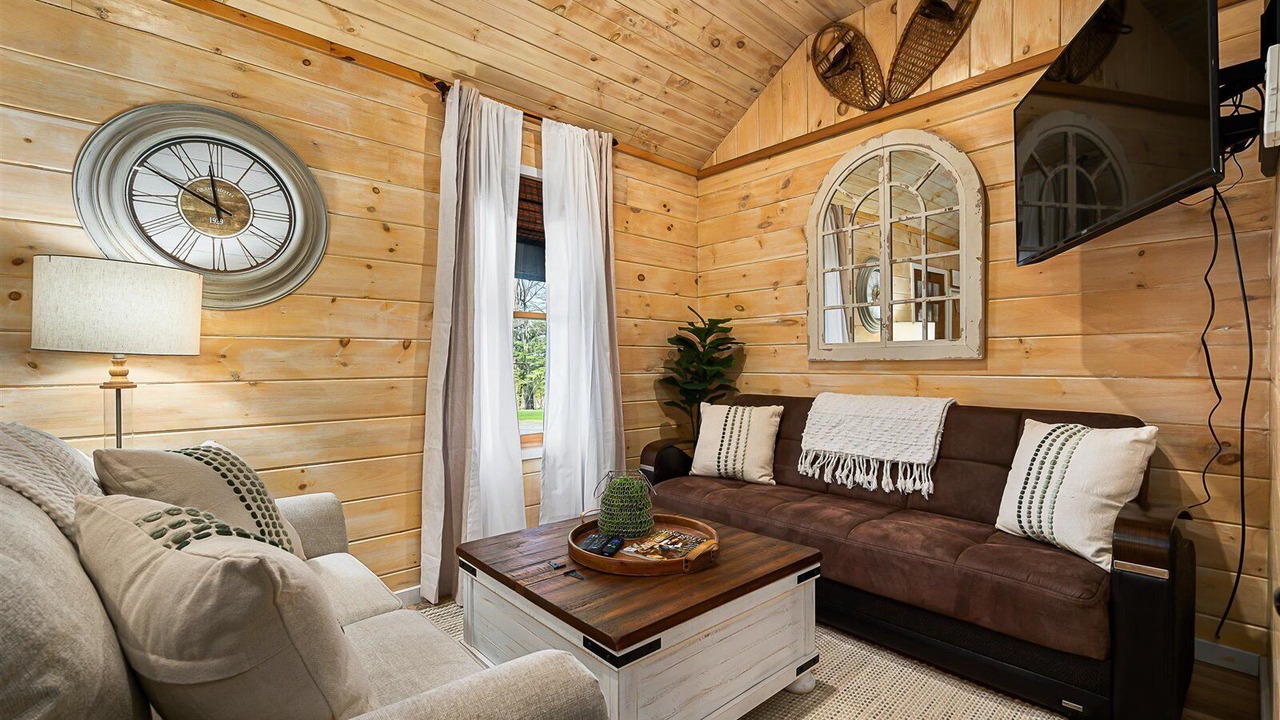 Photo of Bedroom in Warren