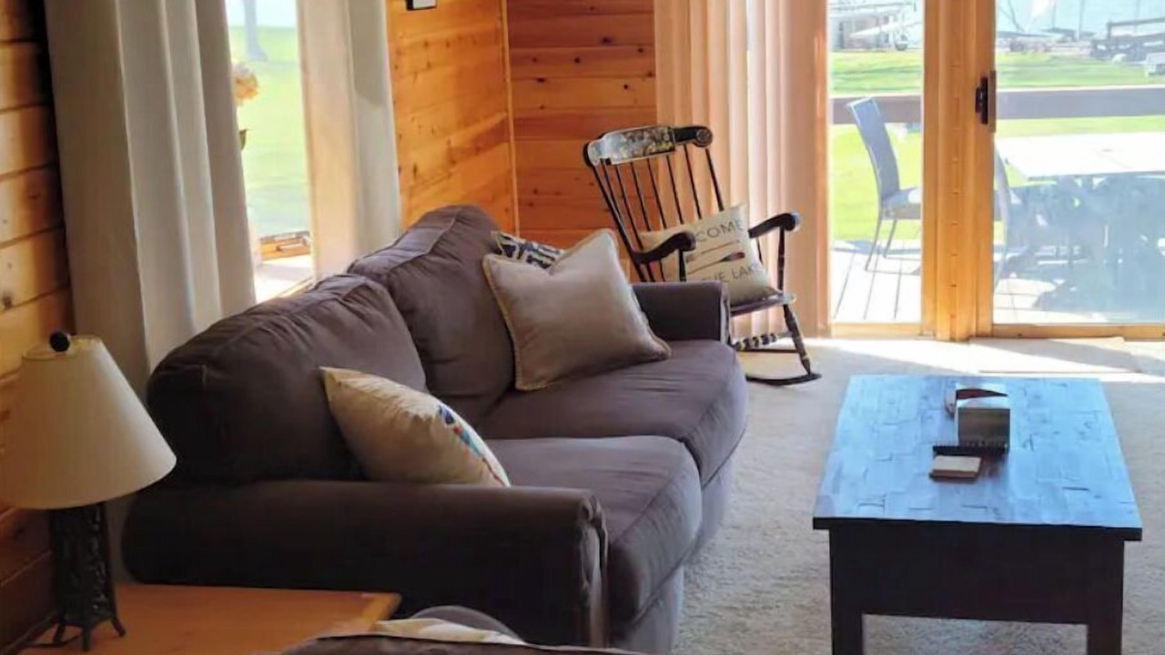 Photo of Livingroom in Bridgeport