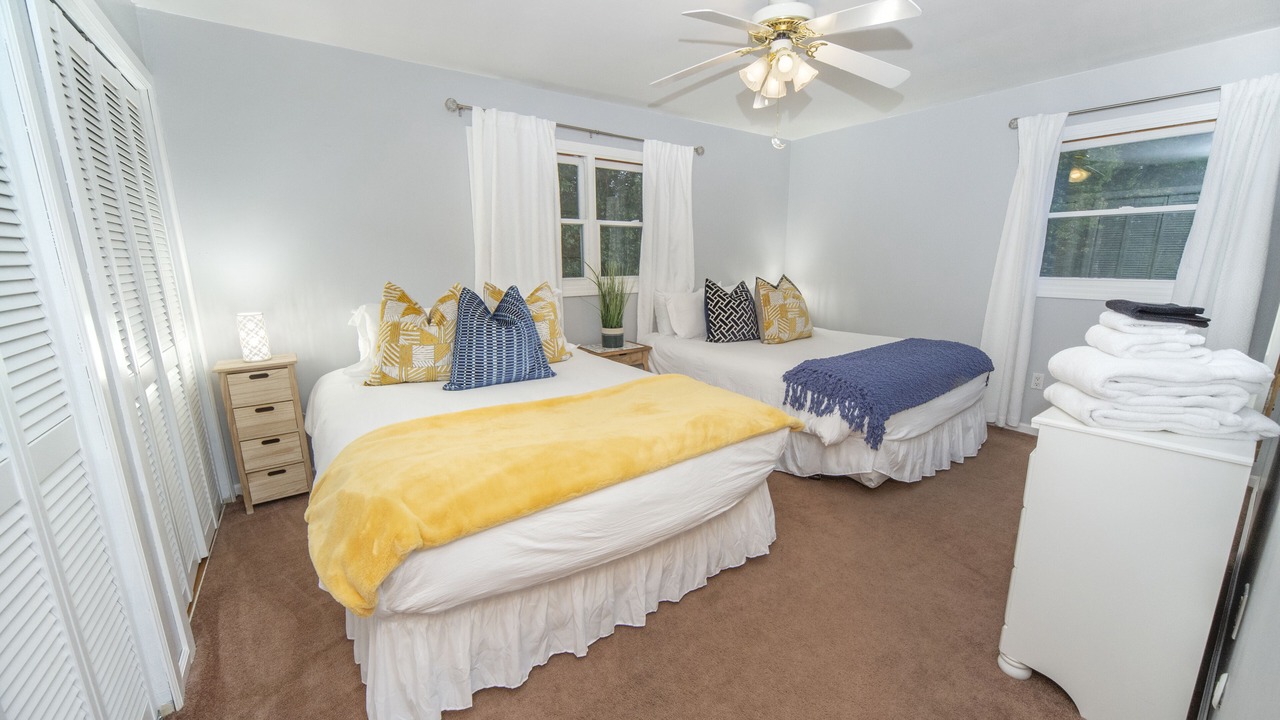 Photo of Bedroom in Saratoga Springs