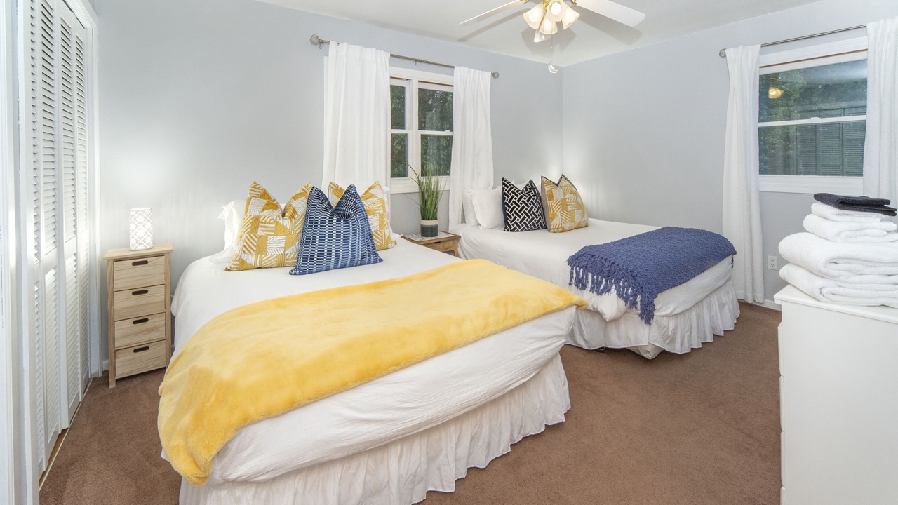 Photo of Bedroom in Saratoga Springs