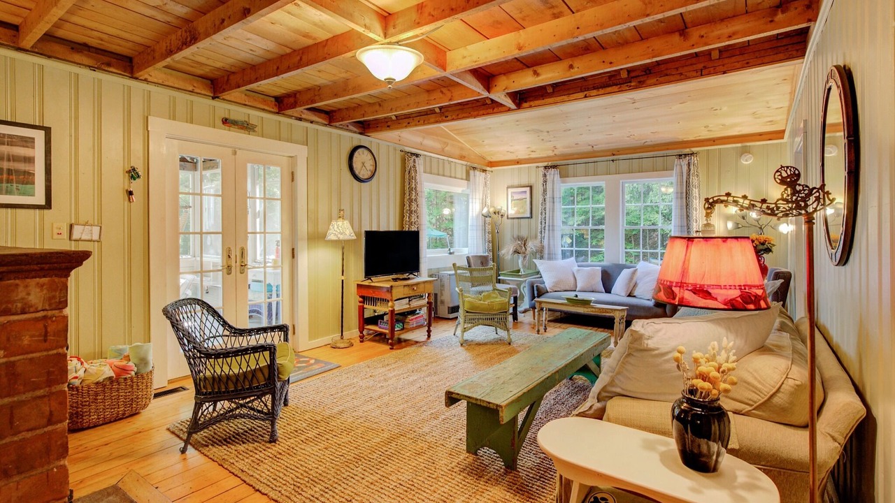 Photo of Livingroom in Plymouth