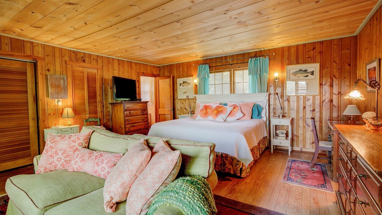 Photo of Bedroom in Plymouth
