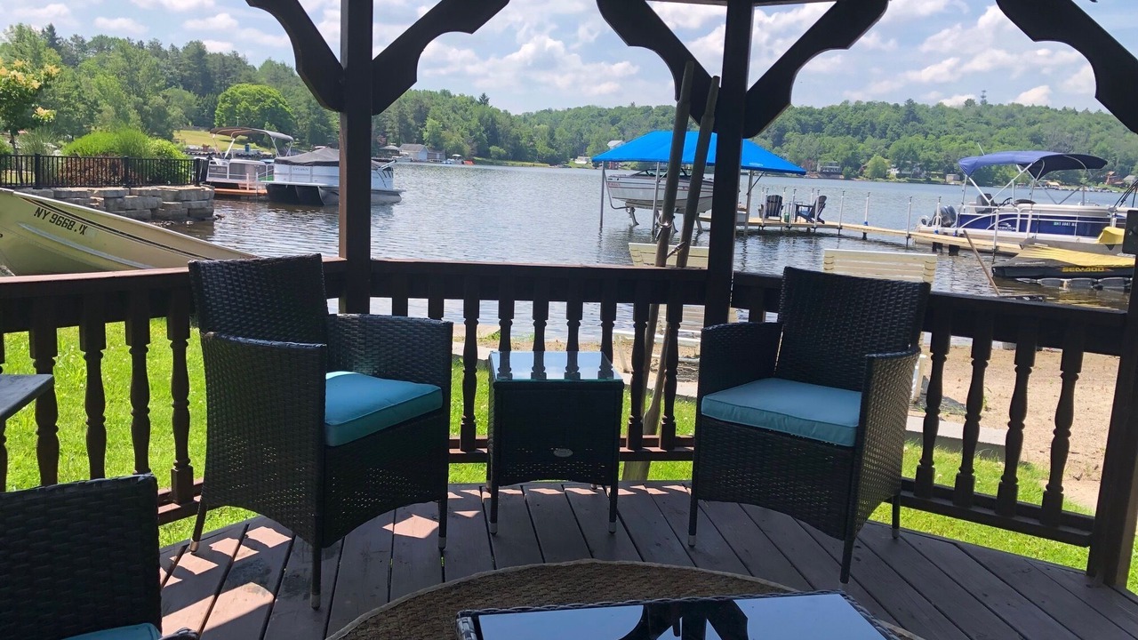 Photo of Patio Balcony in White Lake