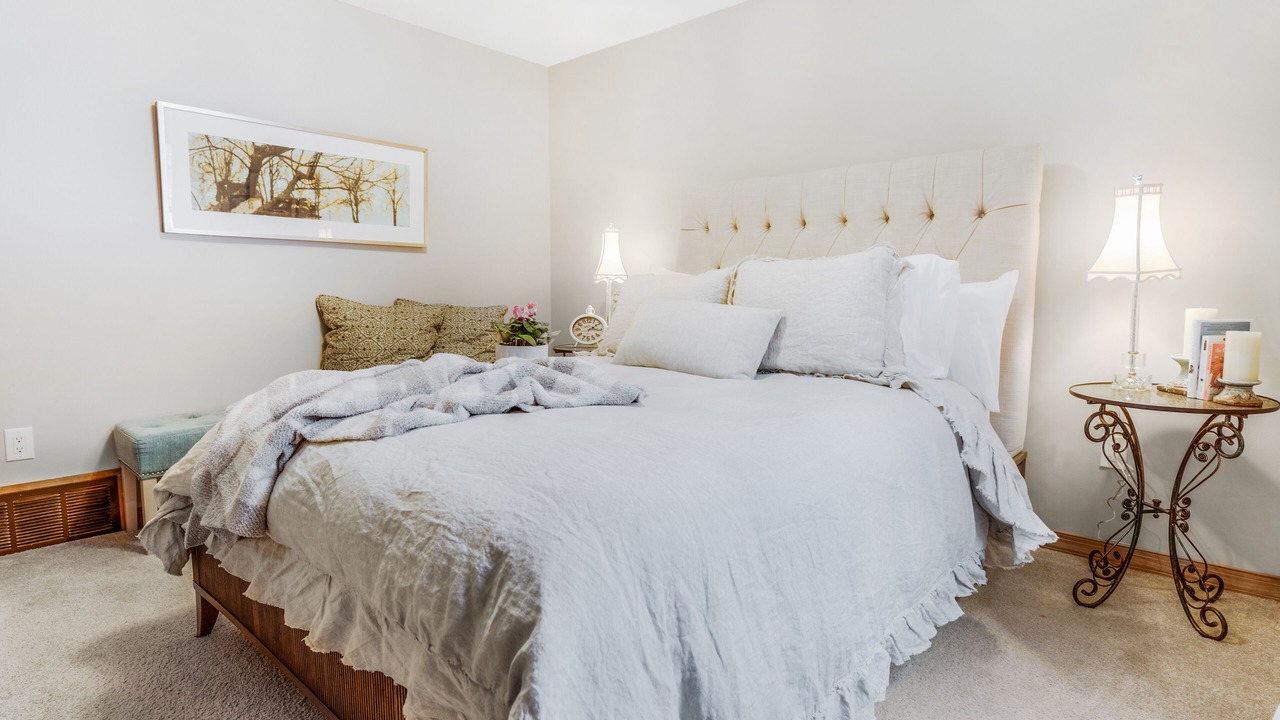 Photo of Bedroom in Hadley