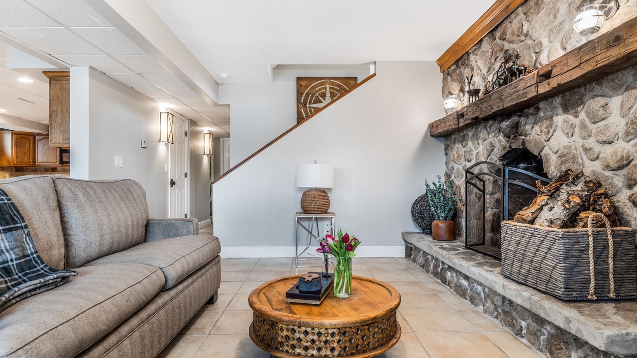 Photo of Livingroom in Hadley