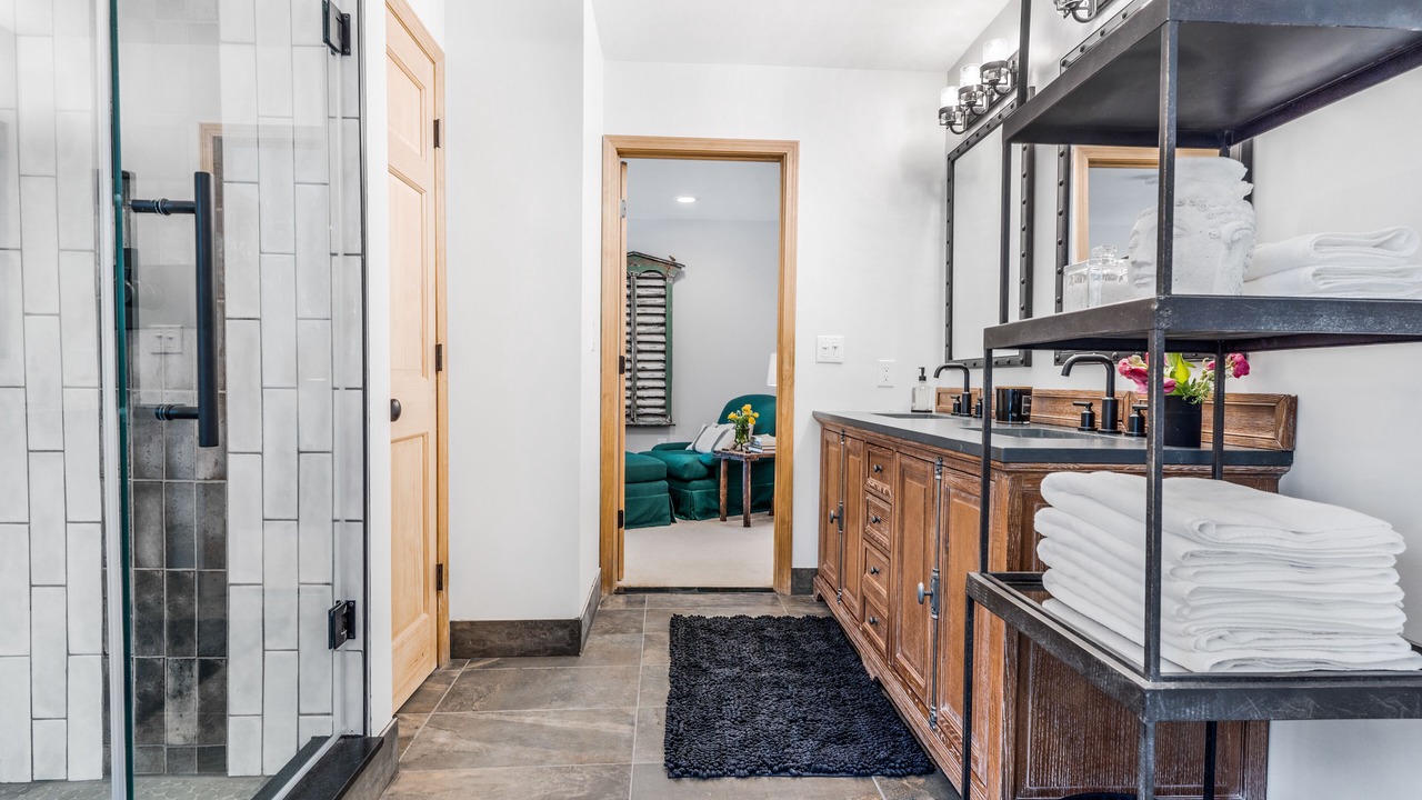 Photo of Bathroom in Hadley