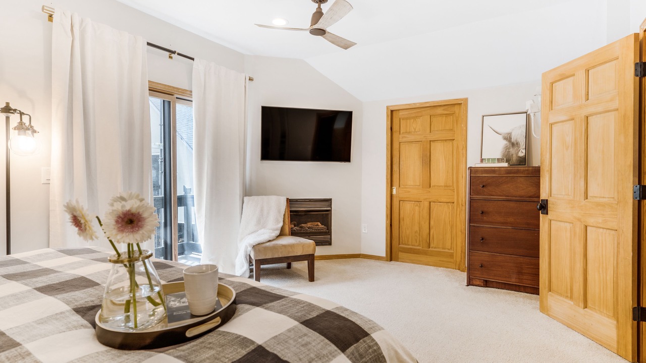 Photo of Bedroom in Hadley