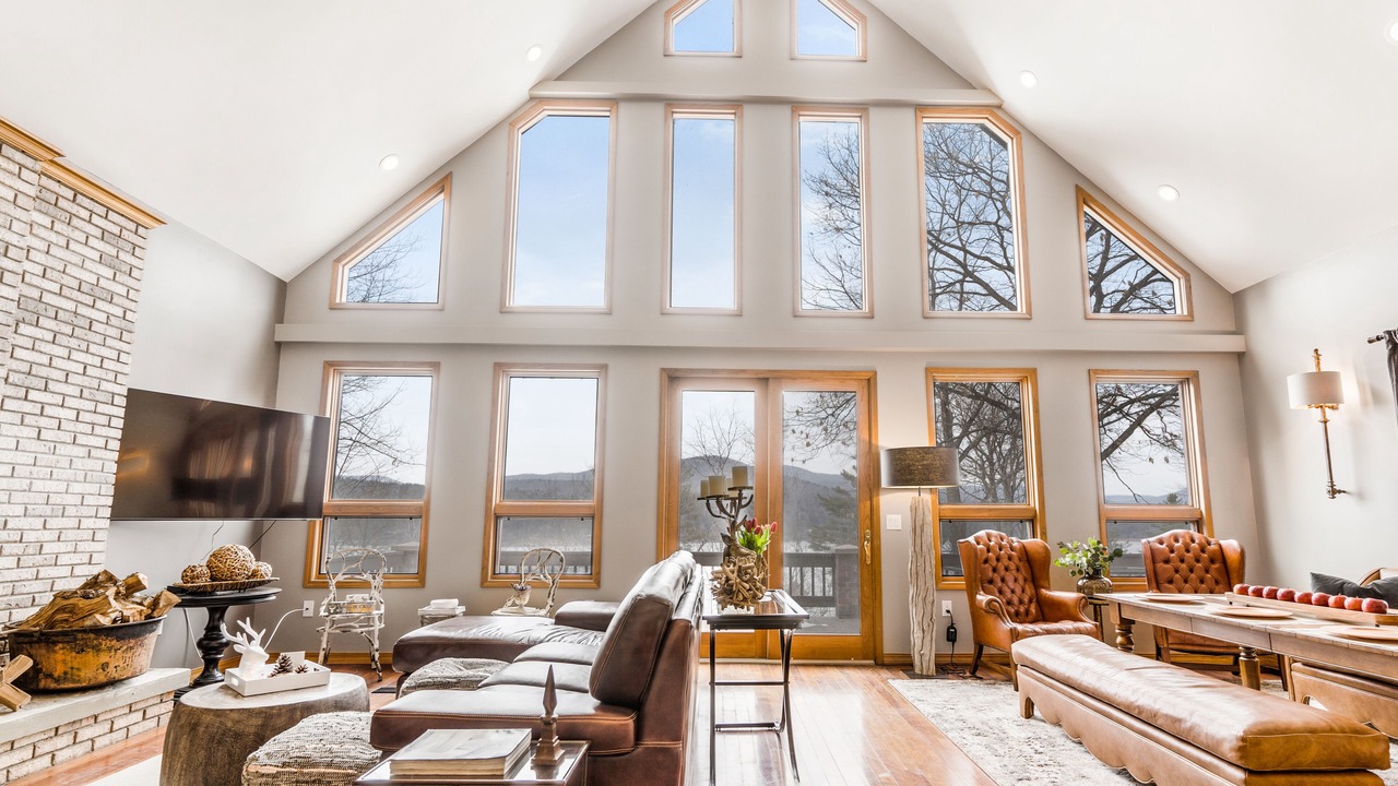 Photo of Livingroom in Hadley