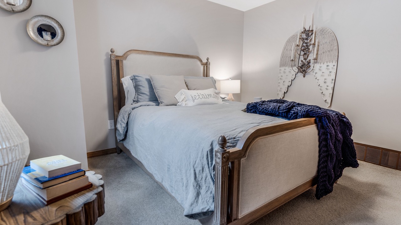 Photo of Bedroom in Hadley