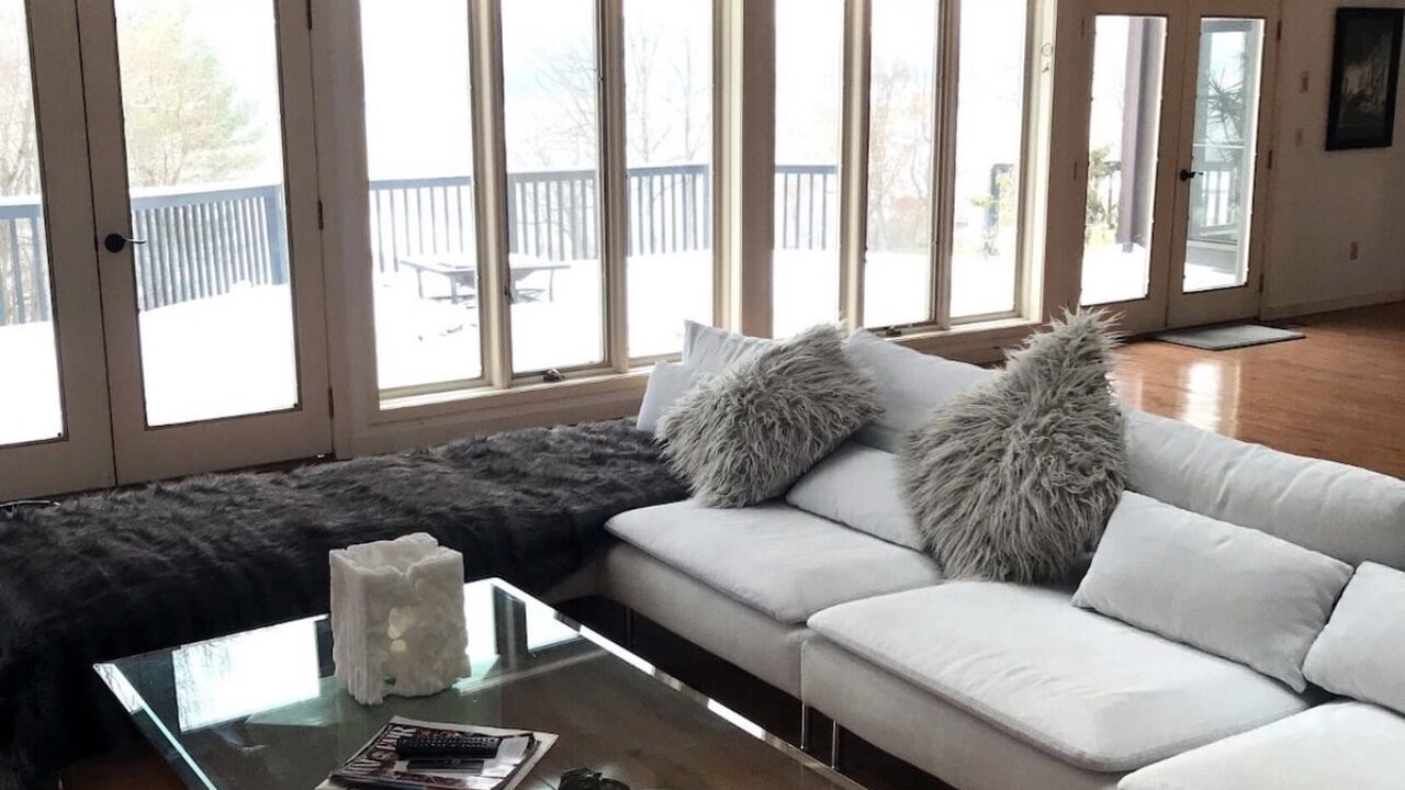 Photo of Livingroom in Middle Hope