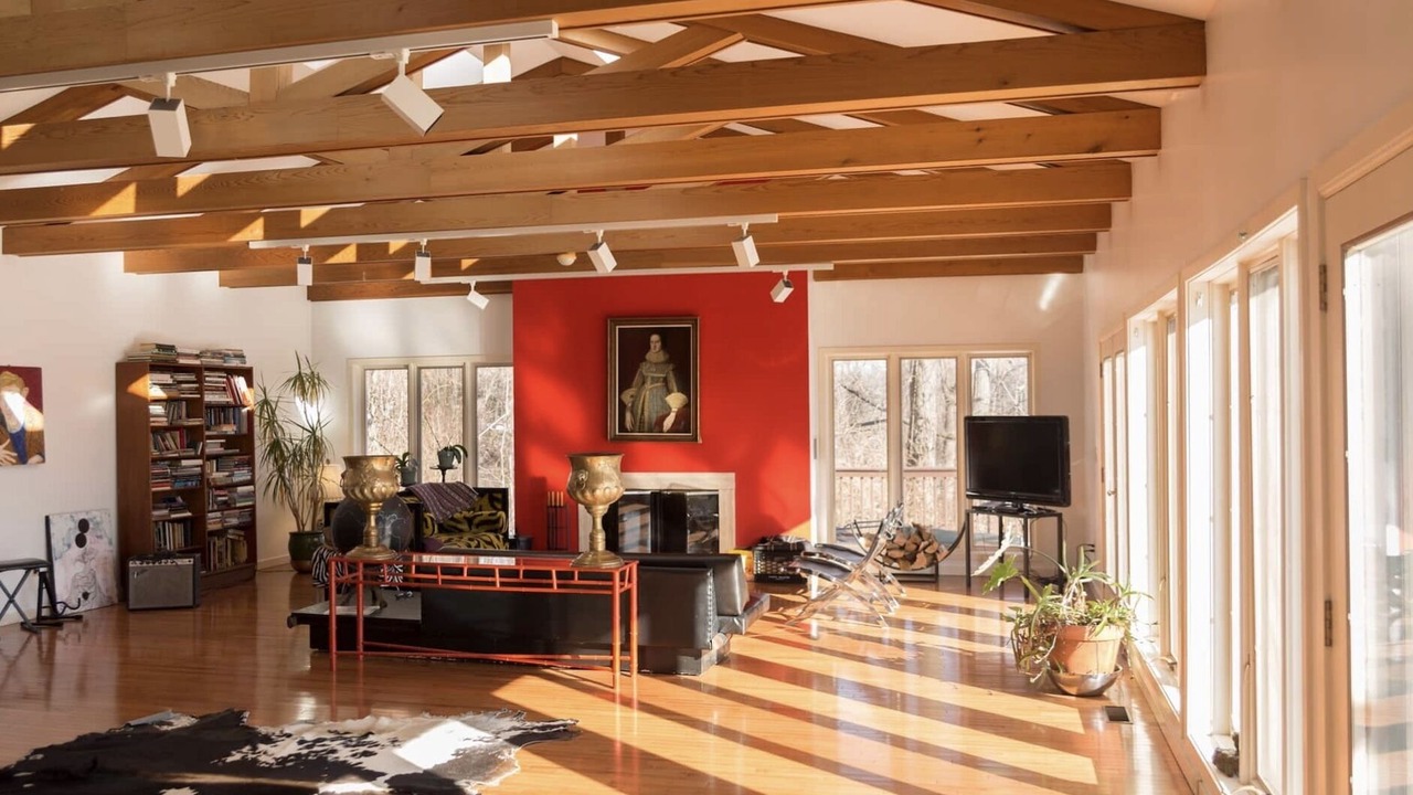 Photo of Livingroom in Middle Hope