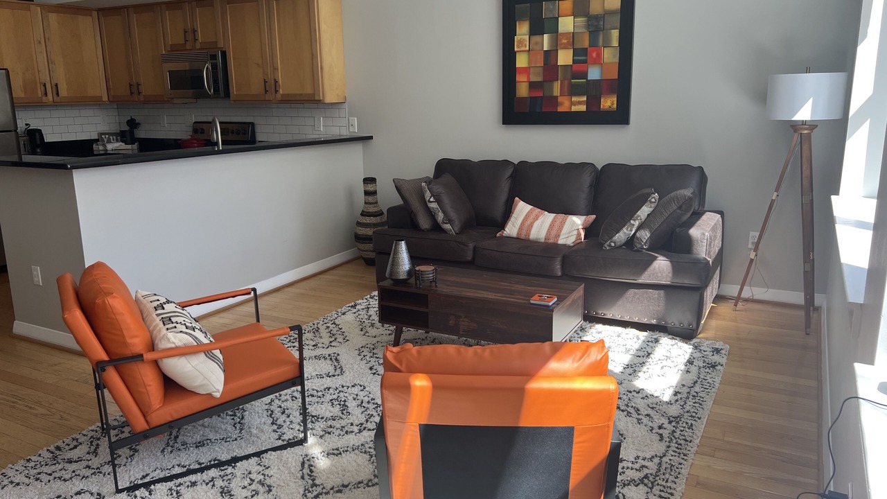 Photo of Livingroom in Downtown