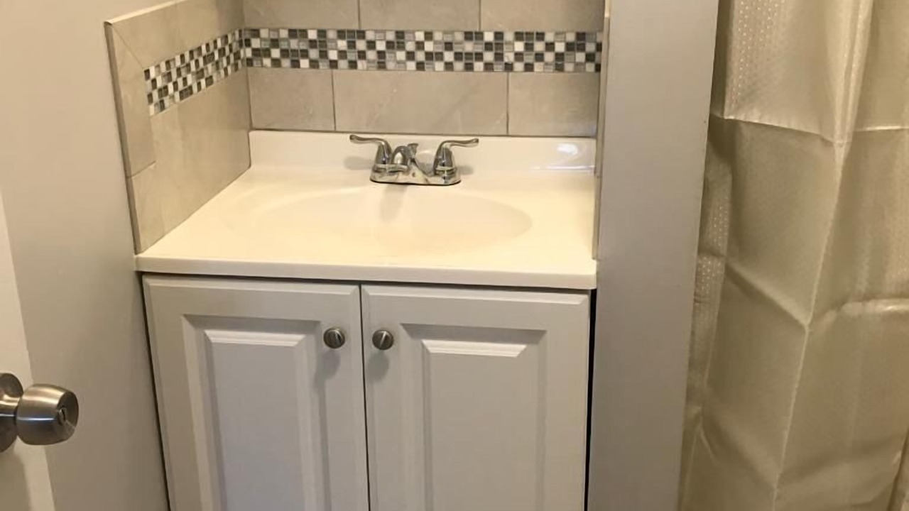 Photo of Bathroom in Wheatley Heights